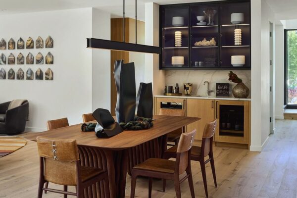 luxur_furniture_tampa_uultis_dining_chairs